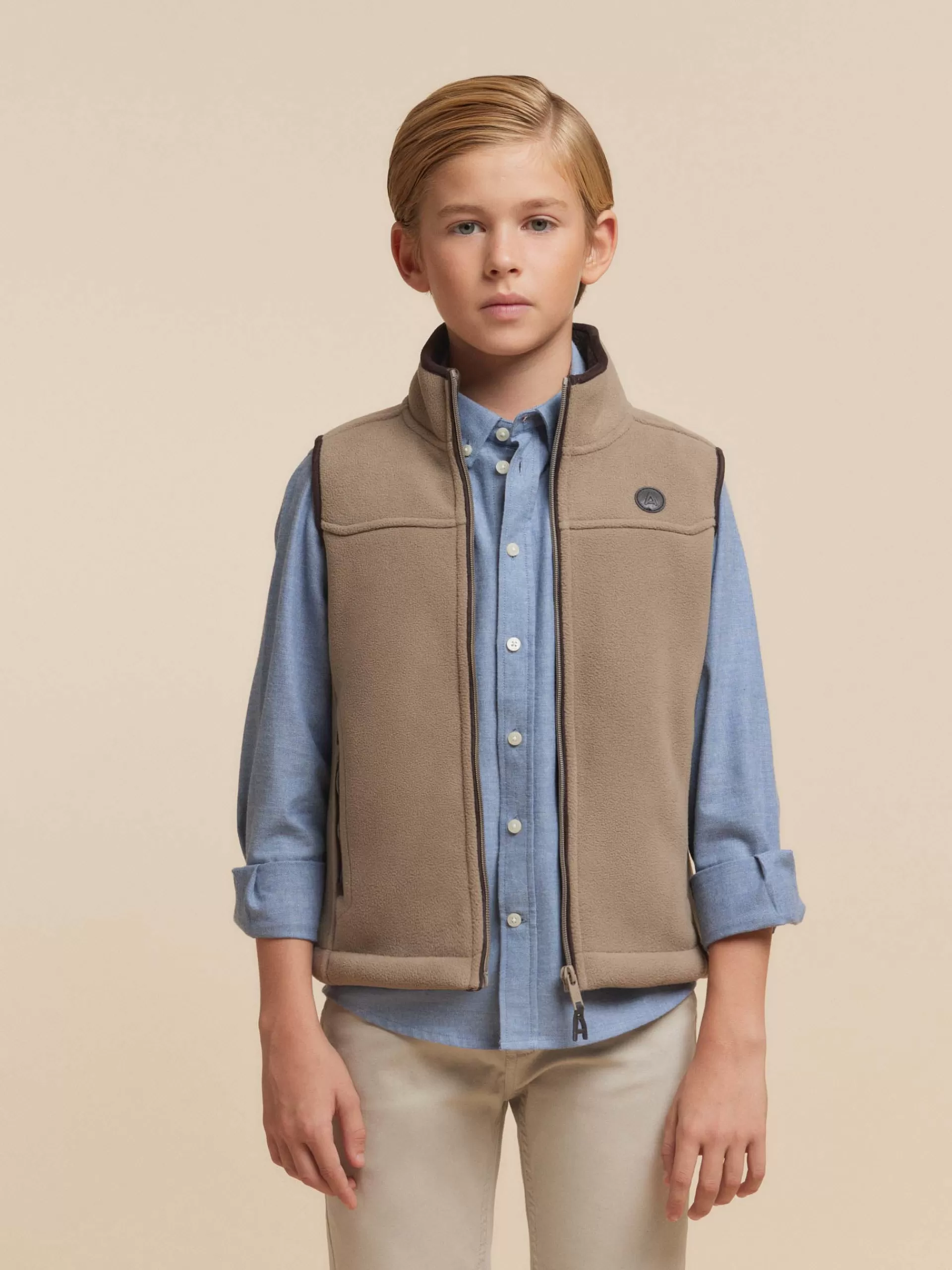 Shop Alvaro Moreno CHALECO SIERRA KIDS Beige