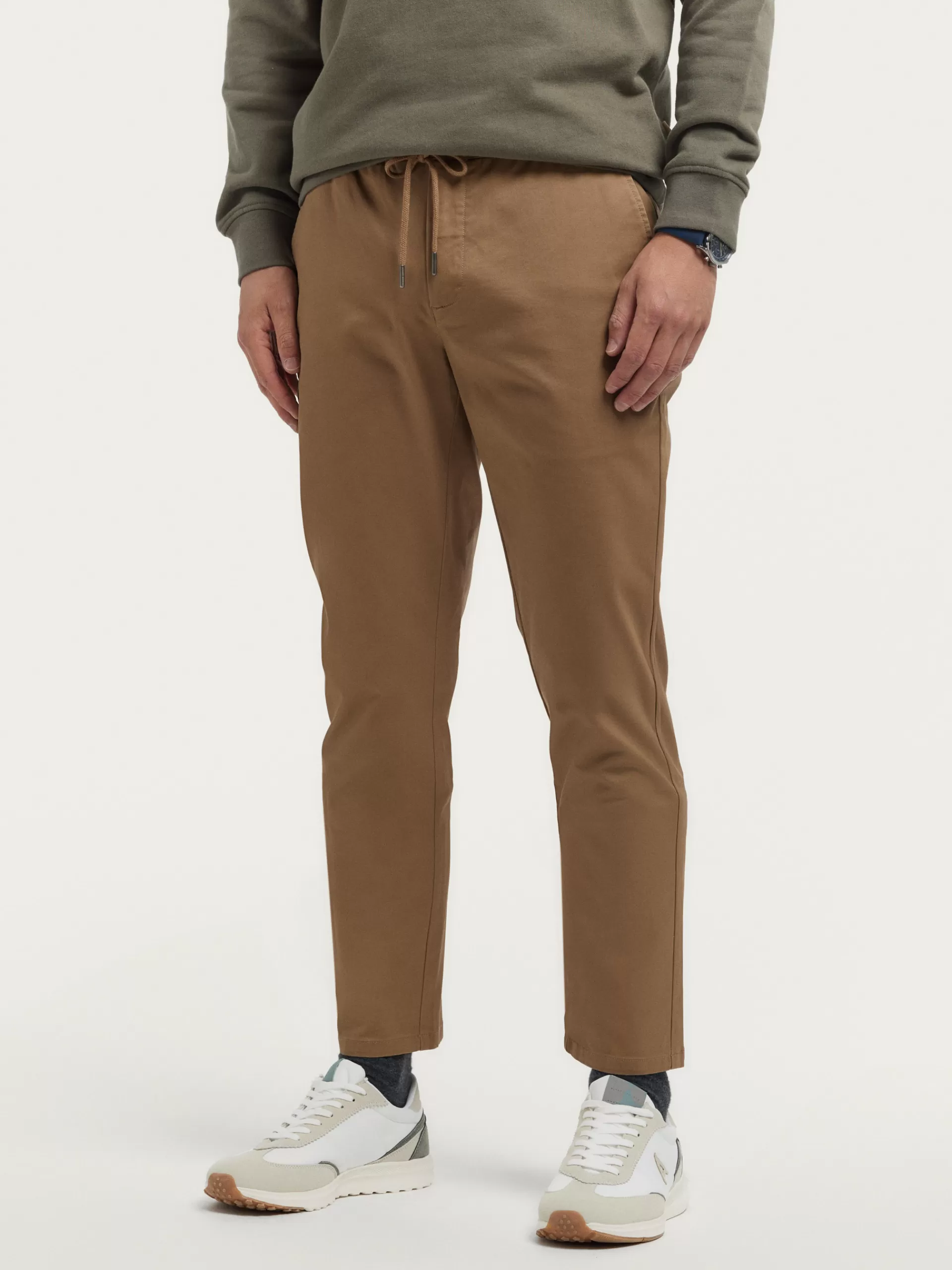 Shop Alvaro Moreno PANTALON DAWSON Camel